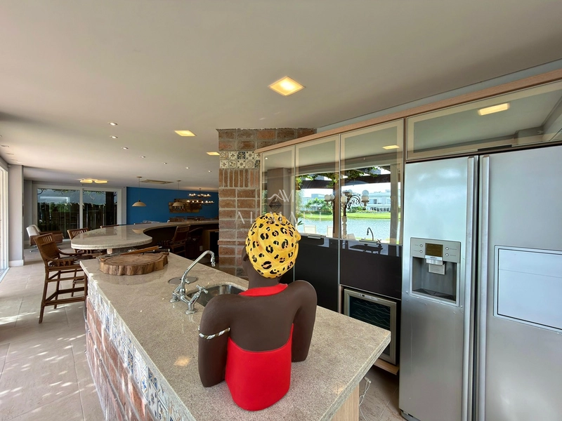 Casa beira lago: 16ª foto da galeria de imagens do imóvel