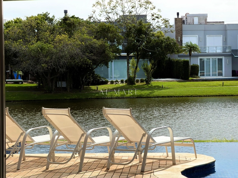 Casa beira lago: 40ª foto da galeria de imagens do imóvel