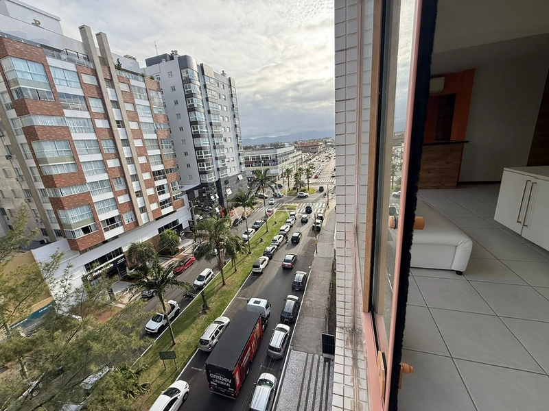 Apartamento vista mar com três quartos e duas vagas de garagem: 7ª foto da galeria de imagens do imóvel