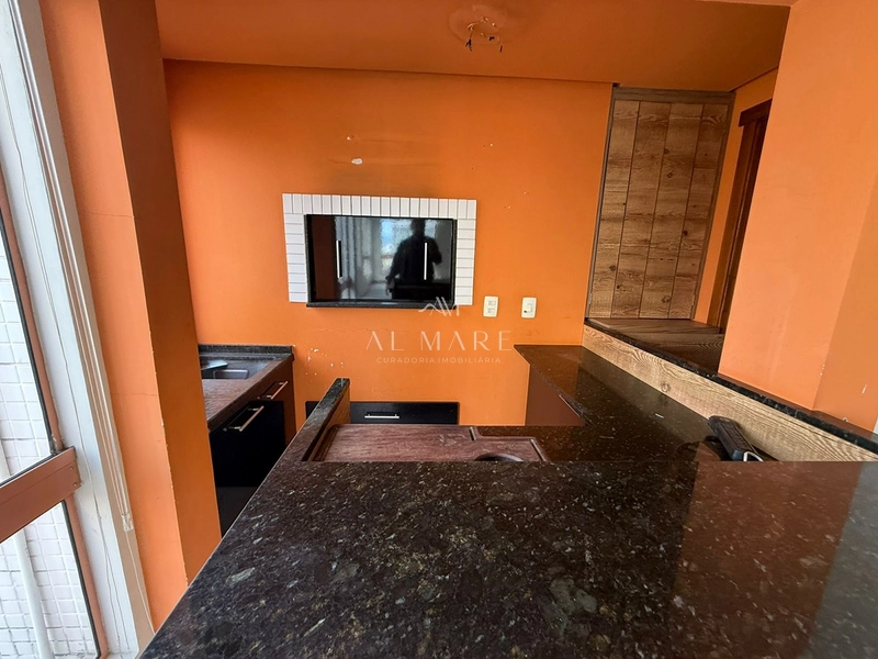 Apartamento vista mar com três quartos e duas vagas de garagem: 6ª foto da galeria de imagens do imóvel