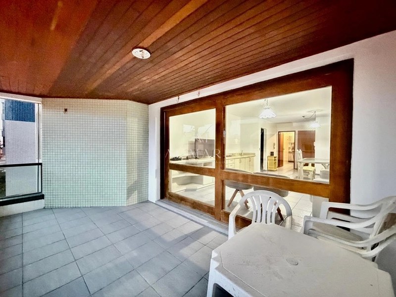 apartamento uma quadra do mar com três quartos sendo dois suítes e vaga de garagem : 19ª foto da galeria de imagens do imóvel