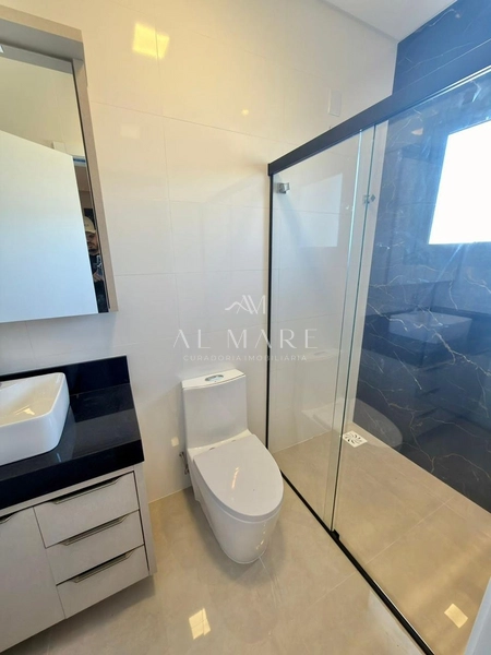 Casa beira lago: 19ª foto da galeria de imagens do imóvel