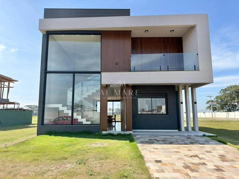 Casa beira lago: 27ª foto da galeria de imagens do imóvel