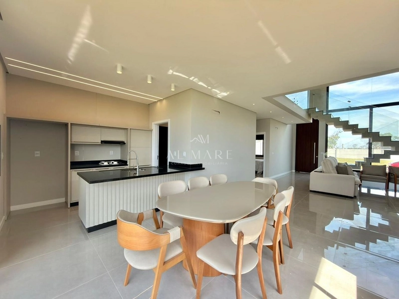 Casa beira lago: 23ª foto da galeria de imagens do imóvel