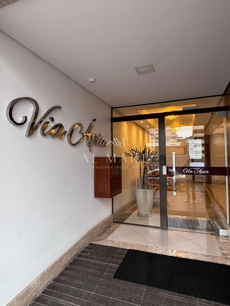 apartamento vista mar sacada mobiliado e decorado : 2ª foto da galeria de imagens do imóvel