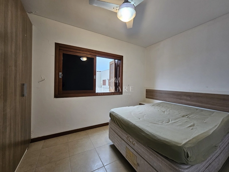 Casa bairro com três dormitórios sendo um suíte, piscina e vaga de garagem coberta poucos metros da praia : 11ª foto da galeria de imagens do imóvel