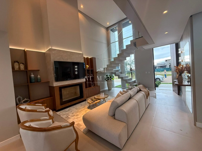 Casa em condomínio mobiliada e decorada com quatro suítes sendo uma térrea : 12ª foto da galeria de imagens do imóvel