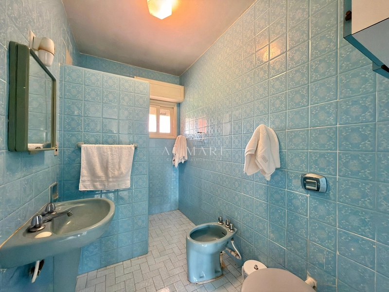 Casa em Atlantida em 2 terrenos : 9ª foto da galeria de imagens do imóvel