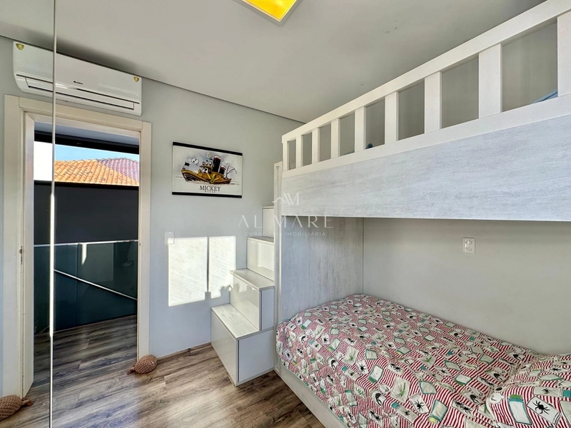 Sobrado 4 suites: 7ª foto da galeria de imagens do imóvel
