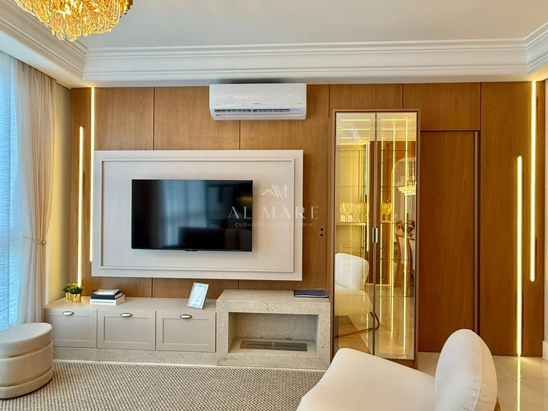 APARTAMENTO DE 2 DORMITÓRIOS A DUAS QUADRAS DO MAR: 4ª foto da galeria de imagens do imóvel