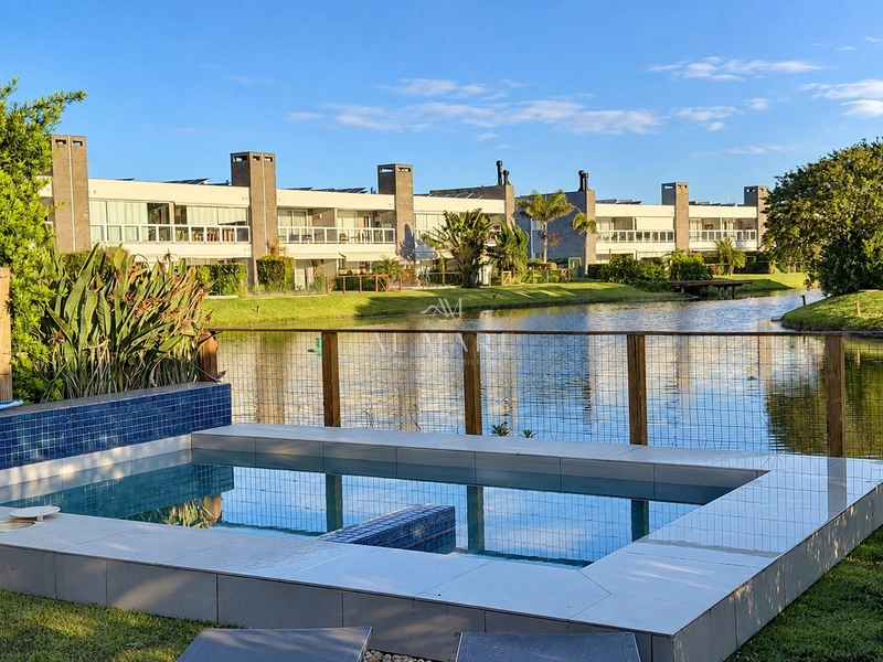 SOBRADO À VENDA EM ATLÂNTIDA! BEIRA-LAGO • PISCINA • 240 M²: 10ª foto da galeria de imagens do imóvel