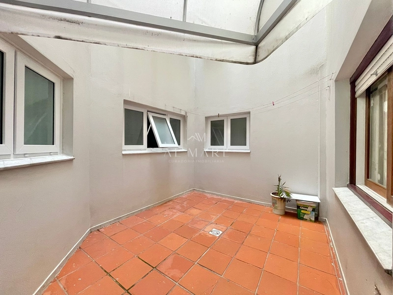 Apartamento dois dormitórios mobiliado: 6ª foto da galeria de imagens do imóvel