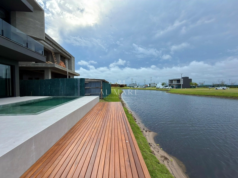 Sobrado beira lago: 19ª foto da galeria de imagens do imóvel