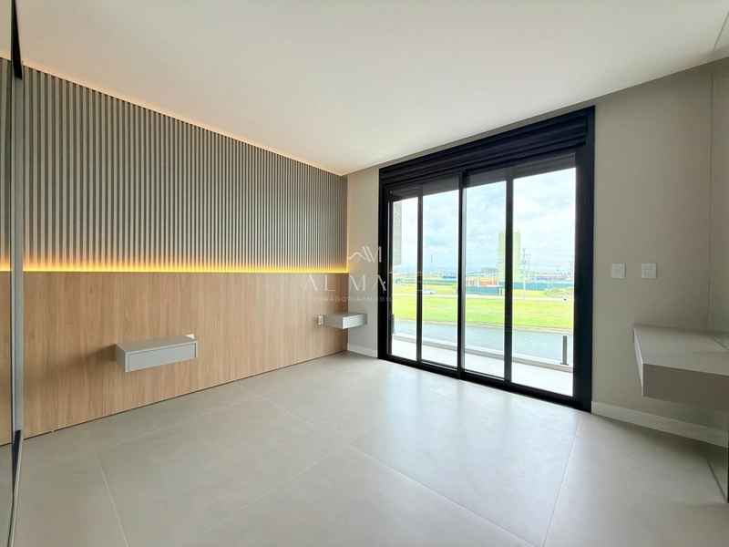 Sobrado beira lago: 7ª foto da galeria de imagens do imóvel