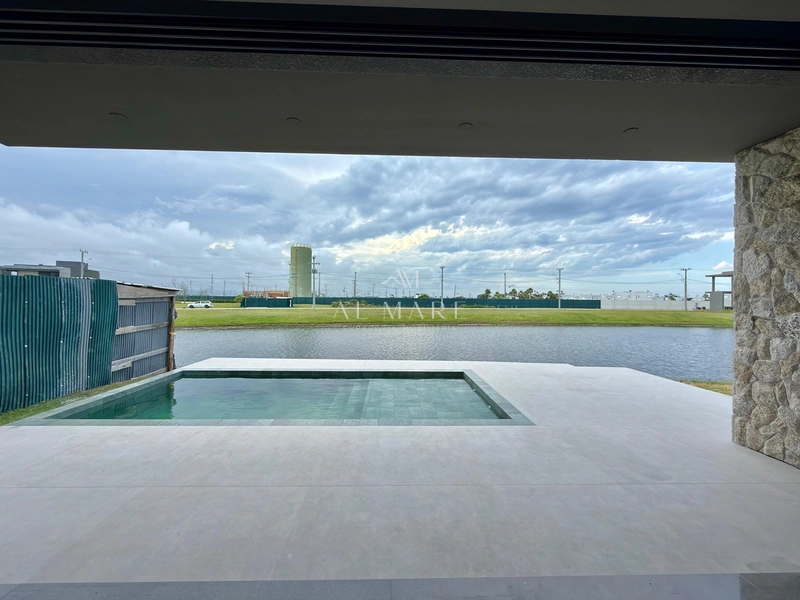 Sobrado beira lago: 12ª foto da galeria de imagens do imóvel