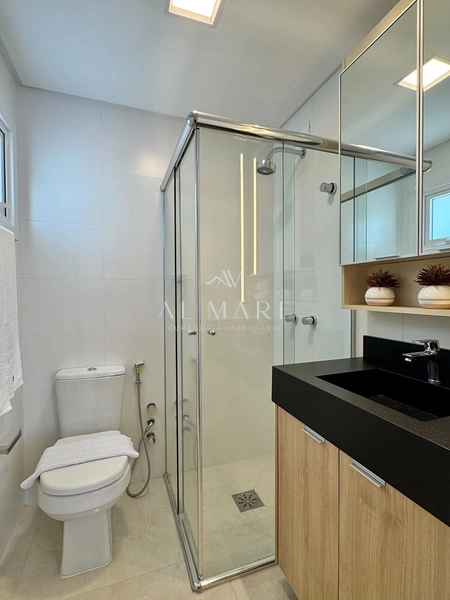 apartamento finamente mobiliado e decorado com dois dormitórios sendo uma suíte com vaga de garagem : 32ª foto da galeria de imagens do imóvel