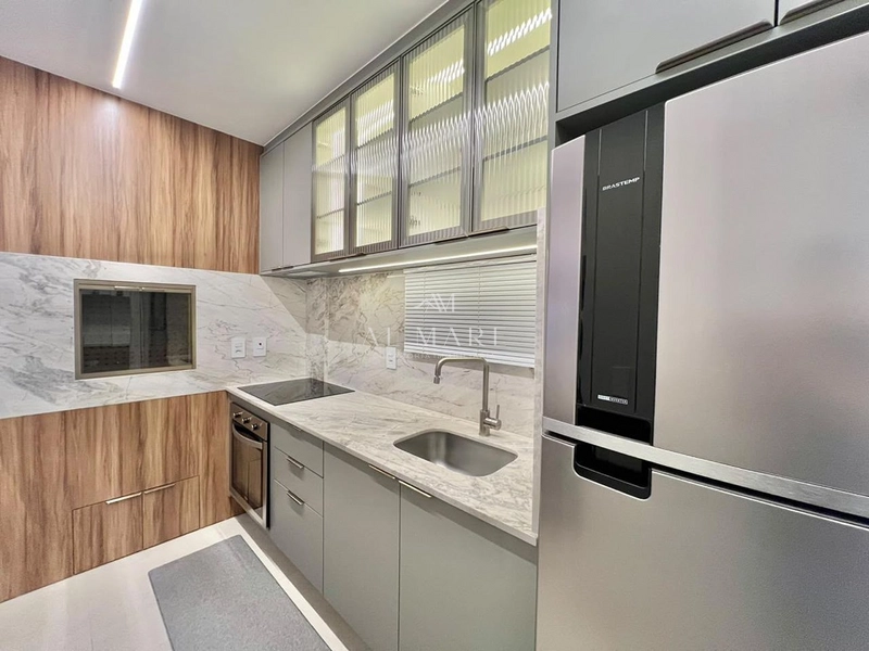 apartamento finamente mobiliado e decorado com dois dormitórios sendo uma suíte com vaga de garagem : 28ª foto da galeria de imagens do imóvel
