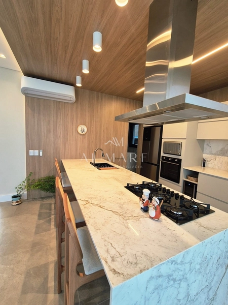 Casa em condominio: 2ª foto da galeria de imagens do imóvel