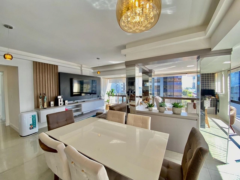 apartamento três dormitórios de frente com vaga de garagem e depósito : 6ª foto da galeria de imagens do imóvel