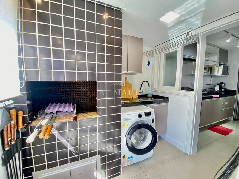 apartamento três dormitórios de frente com vaga de garagem e depósito : 14ª foto da galeria de imagens do imóvel