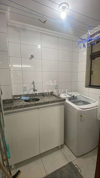 apartamento a uma quadra do mar com dois dormitórios sendo uma suíte e vaga de garagem: 7ª foto da galeria de imagens do imóvel