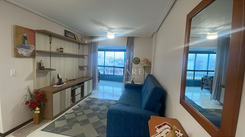 apartamento a uma quadra do mar com dois dormitórios sendo uma suíte e vaga de garagem: 1ª foto da galeria de imagens do imóvel