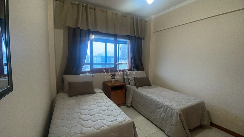 apartamento a uma quadra do mar com dois dormitórios sendo uma suíte e vaga de garagem: 10ª foto da galeria de imagens do imóvel
