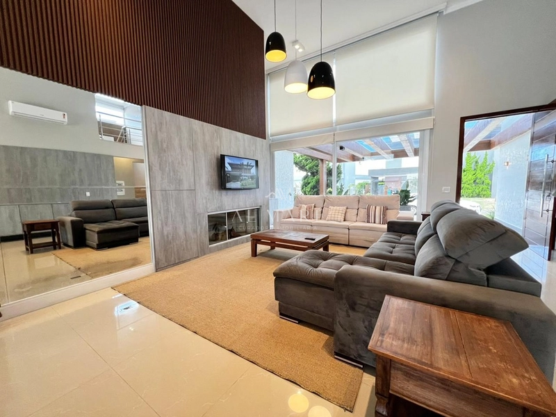 Casa alto padrão em condominio: 12ª foto da galeria de imagens do imóvel