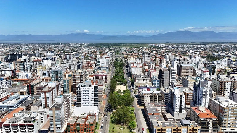 apartamento vista mar com três dormitórios e vaga de garagem : 24ª foto da galeria de imagens do imóvel