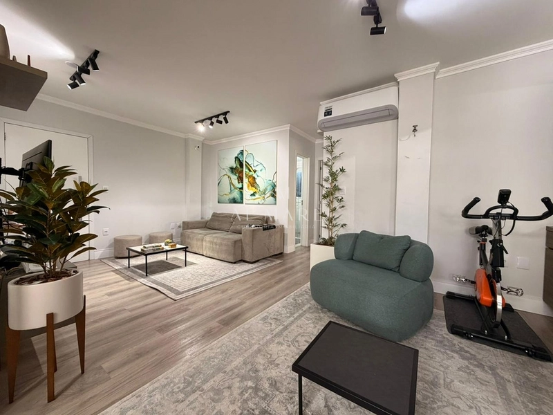 Apartamento dois dormitorios com duas vagas de garagem : 1ª foto da galeria de imagens do imóvel