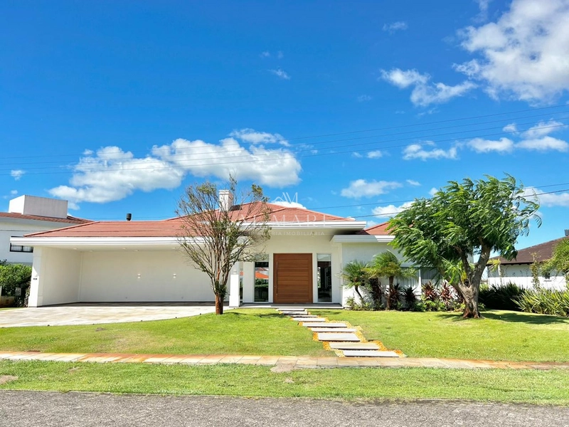 Casa em condominio alto padrão: 15ª foto da galeria de imagens do imóvel