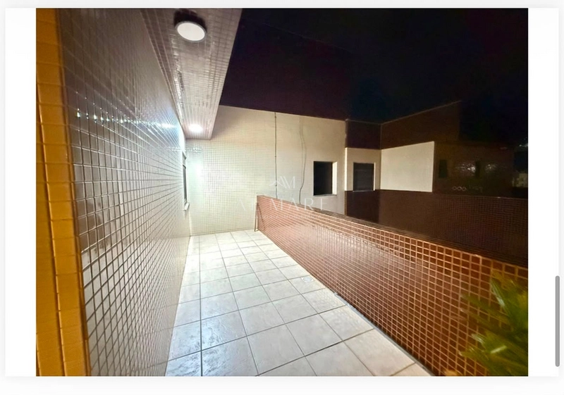 Cobertura com três suítes e duas vagas de garagem na Navegantes : 2ª foto da galeria de imagens do imóvel