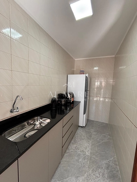Apartamento de um dormitório com sacada com churrasqueira mobiliado : 10ª foto da galeria de imagens do imóvel