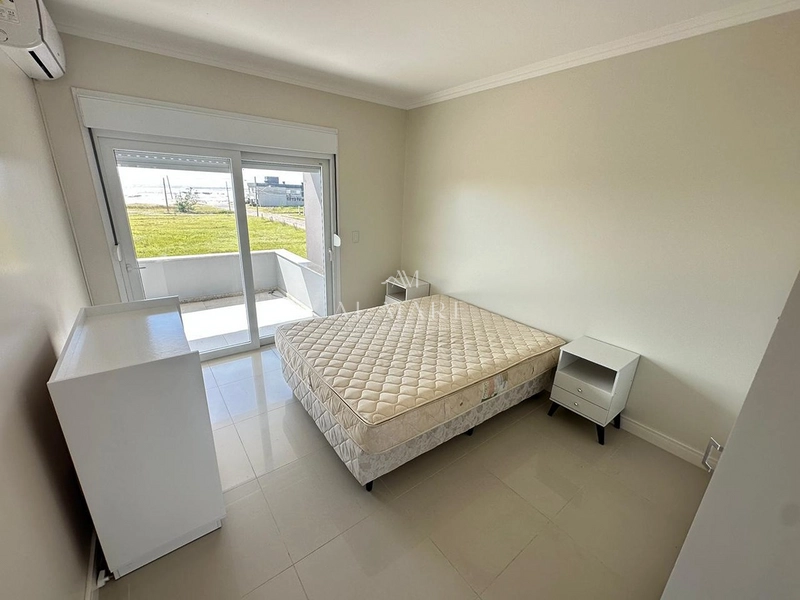 Casa esquina : 2ª foto da galeria de imagens do imóvel