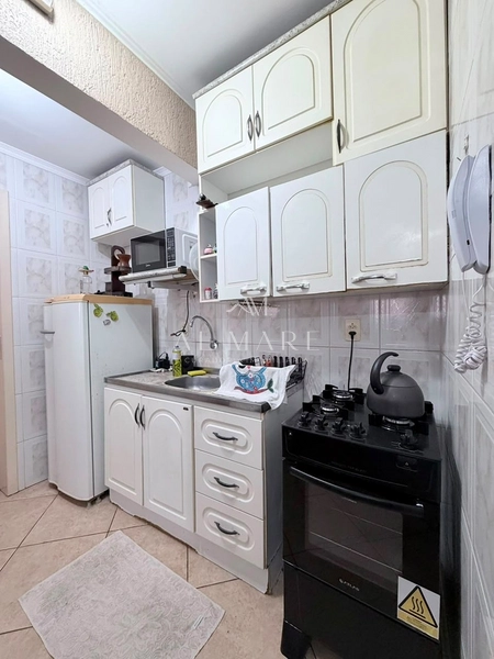 apartamento de um dormitório com vaga de garagem e mobiliado : 3ª foto da galeria de imagens do imóvel