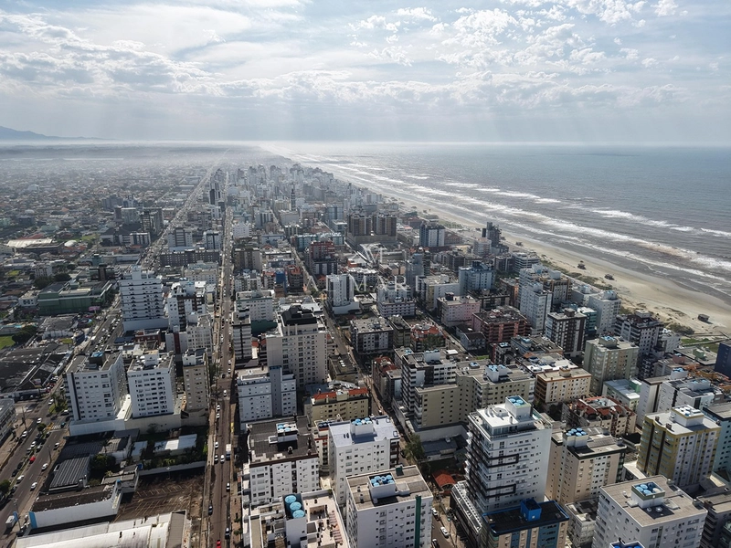 apartamento dois dormtórios sendo uma suíte mobiliado apenas três quadras do mar: 32ª foto da galeria de imagens do imóvel