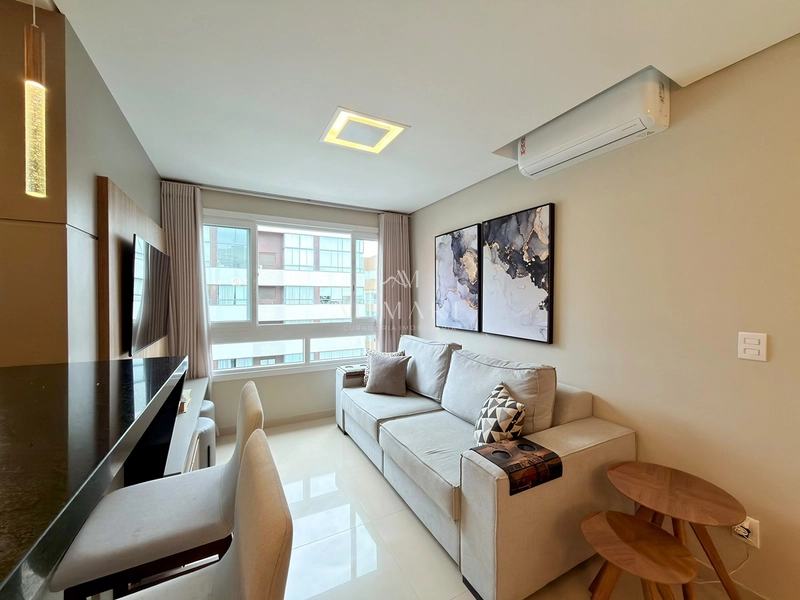 APARTAMENTO À VENDA EM CAPÃO DA CANOA! ANDAR ALTO • mobiliado e decorado! 2 VAGAS • PRÓXIMO AO MAR: 18ª foto da galeria de imagens do imóvel