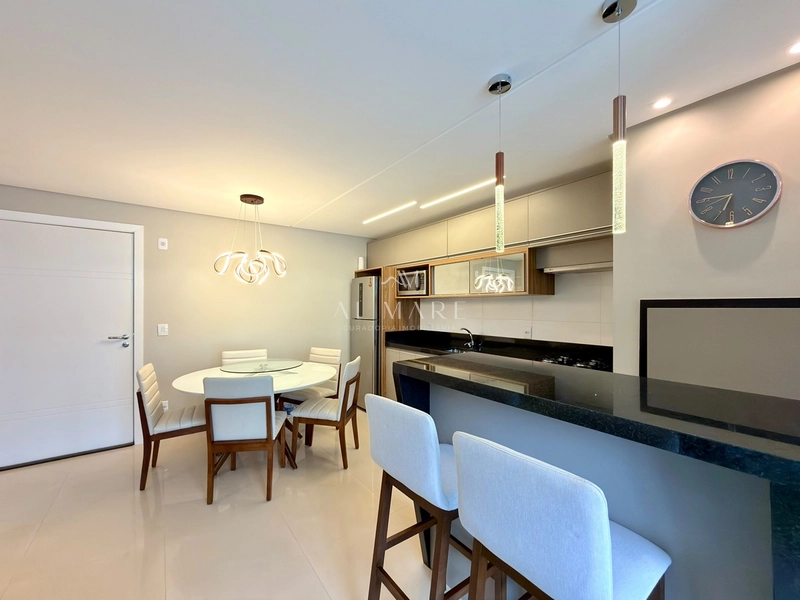 APARTAMENTO À VENDA EM CAPÃO DA CANOA! ANDAR ALTO • mobiliado e decorado! 2 VAGAS • PRÓXIMO AO MAR: 13ª foto da galeria de imagens do imóvel