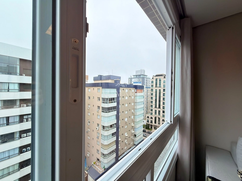 APARTAMENTO À VENDA EM CAPÃO DA CANOA! ANDAR ALTO • mobiliado e decorado! 2 VAGAS • PRÓXIMO AO MAR: 20ª foto da galeria de imagens do imóvel