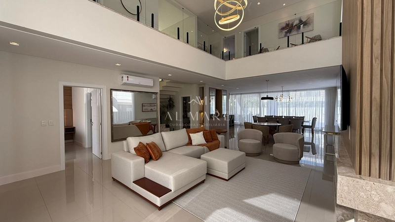 Casa em condomínio com quadro suítes: 25ª foto da galeria de imagens do imóvel