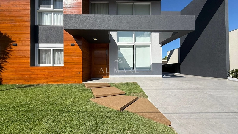 Casa em condomínio com quadro suítes: 22ª foto da galeria de imagens do imóvel