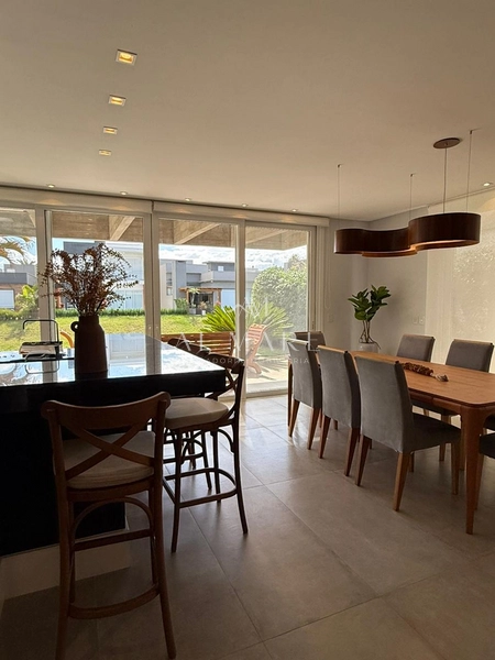 Sobrado Beira Lago: 16ª foto da galeria de imagens do imóvel