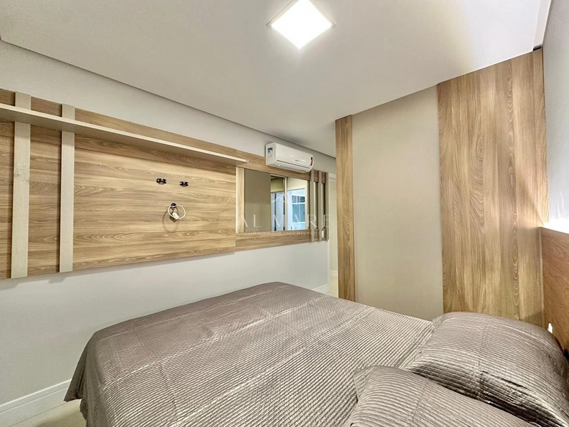 apartamento dois dormitorios sendo um suite com duas vagas de garagem : 4ª foto da galeria de imagens do imóvel