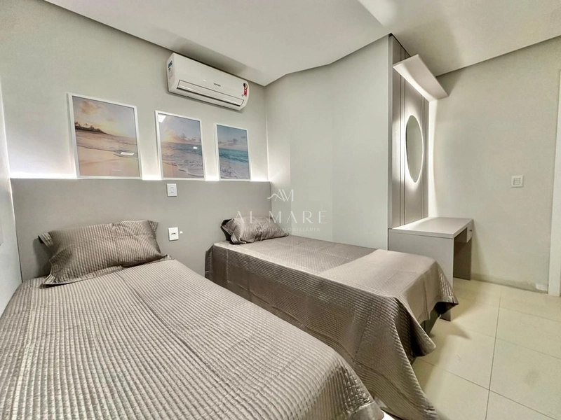 apartamento dois dormitorios sendo um suite com duas vagas de garagem : 9ª foto da galeria de imagens do imóvel