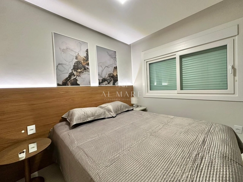 apartamento dois dormitorios sendo um suite com duas vagas de garagem : 2ª foto da galeria de imagens do imóvel