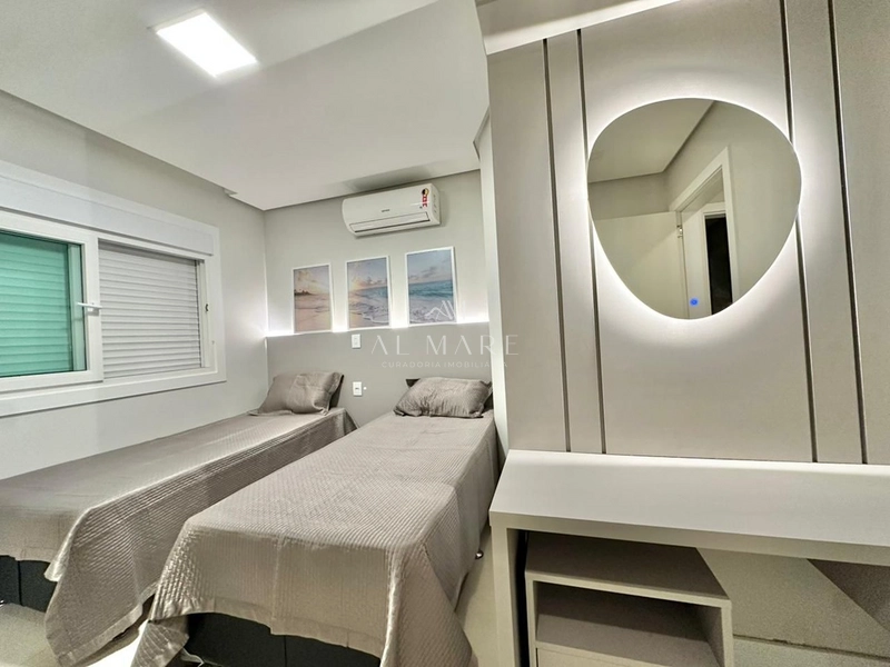 apartamento dois dormitorios sendo um suite com duas vagas de garagem : 12ª foto da galeria de imagens do imóvel