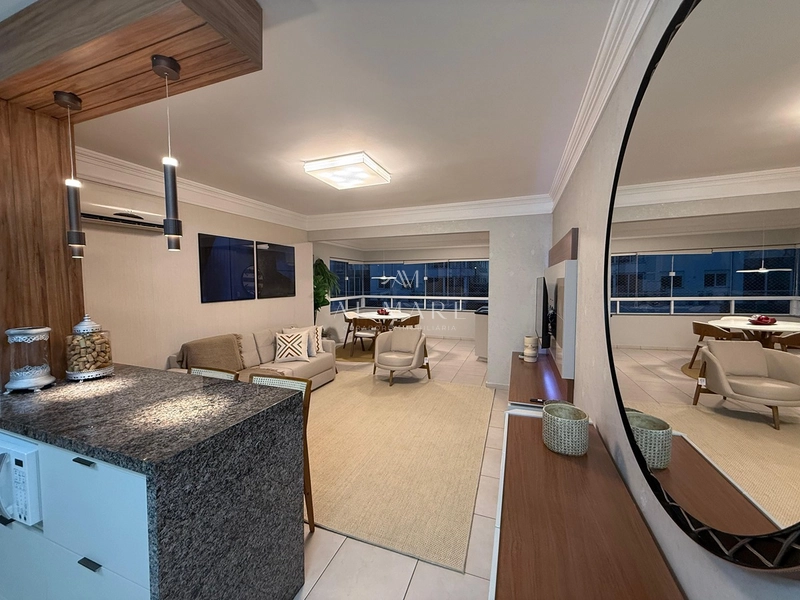 Apartamento 2 dormitorios no centro: 12ª foto da galeria de imagens do imóvel