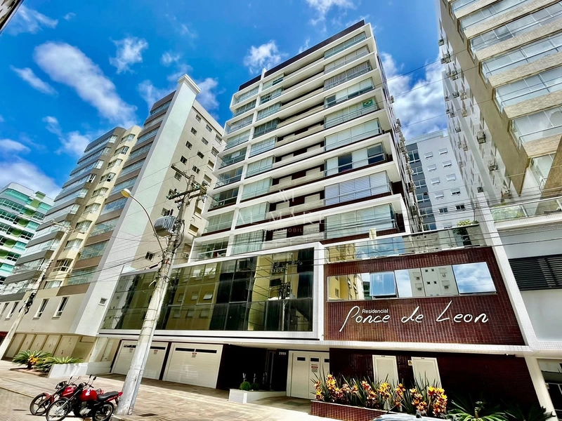 Apartamento grande na Navegantes: 8ª foto da galeria de imagens do imóvel