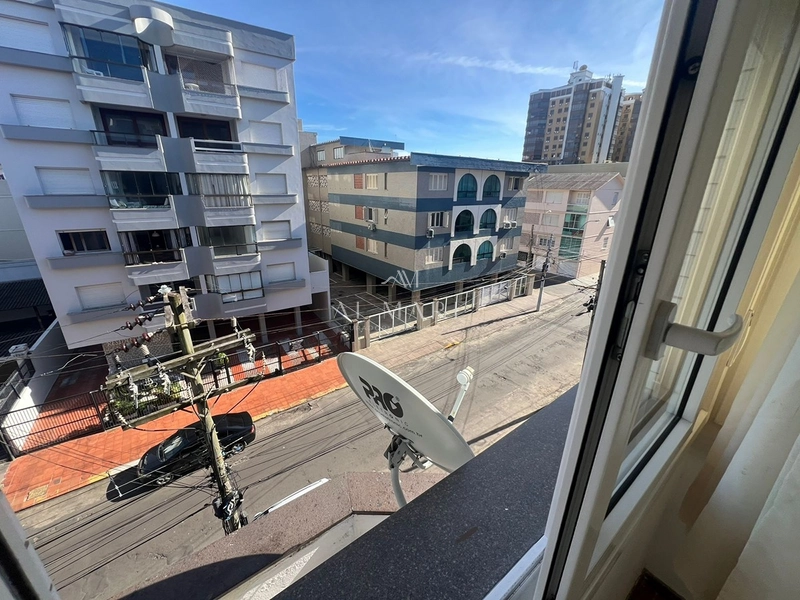 apartamento dois dormitórios sendo um suíte e dependência de empregada com box : 12ª foto da galeria de imagens do imóvel