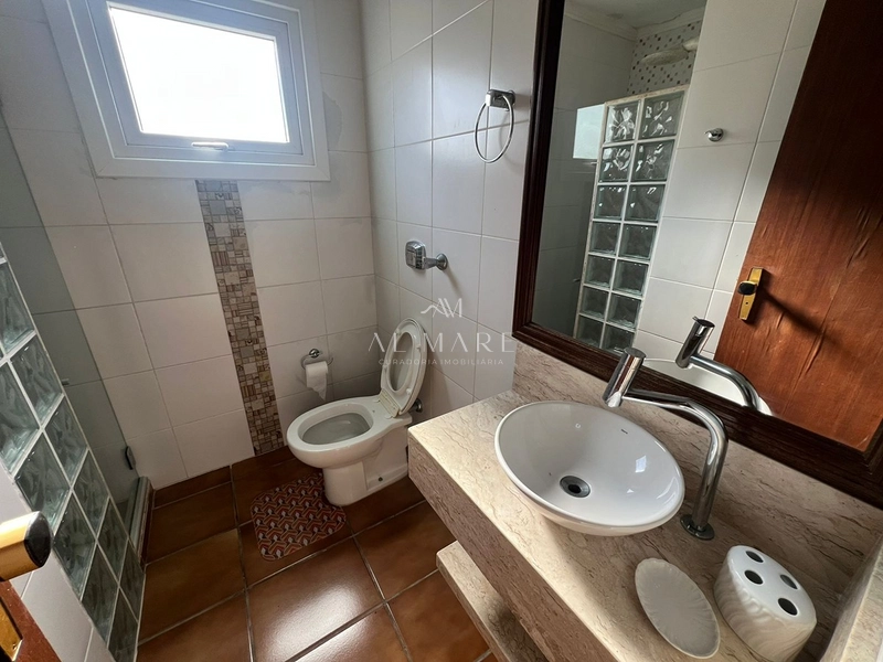 apartamento dois dormitórios sendo um suíte e dependência de empregada com box : 18ª foto da galeria de imagens do imóvel